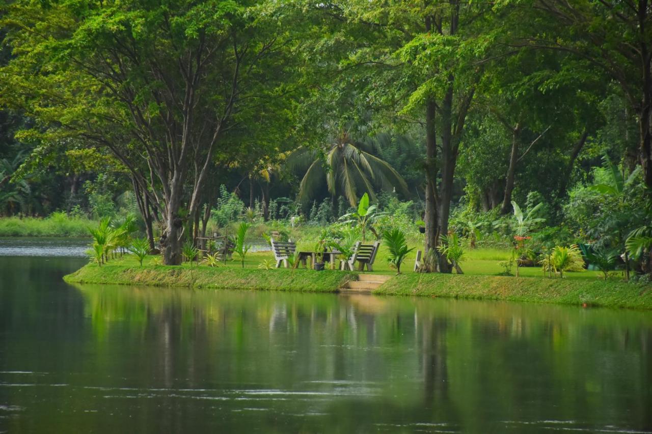 Canal Side Safari Resort Uda Walawe Extérieur photo